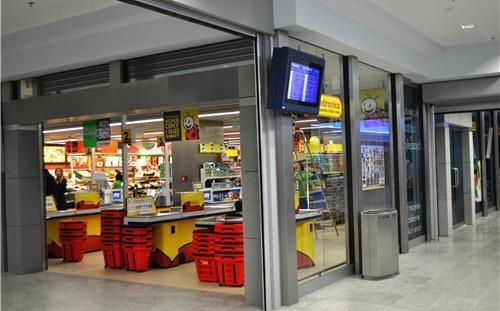 Grocery Retailing in CEE - Competitive Environment Biedronka