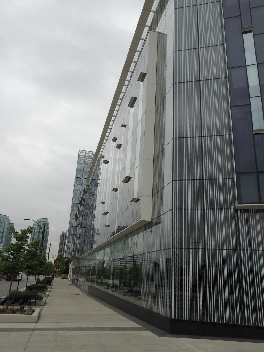 5 Exterior Building Design 5.1 Bird Friendly Glazing Glass on buildings should be treated with a density pattern between 10-28 cm (4 to 11 in.) apart for a minimum of the first 10 to12 m (33-40 ft.