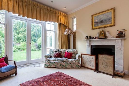LOCATION West brook Lodge is situated on Kingston Hill within minutes walking distance of the famous 2,360 acres of open park land of Royal Richmond Park with a pedestrian