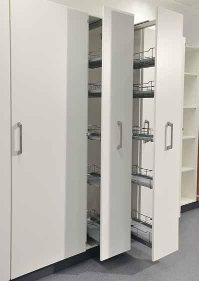 Storage cabinets 4 Storage cabinets Great number of options For the highest flexibility in the laboratory we provide our cabinets and underbench units in the widest variety of designs.