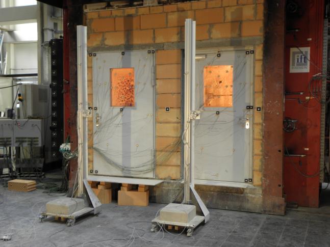 Selected tests The steel doors have been tested according to international standards or customer specific requirements concerning their resistance to forced entry, shelling, explosion and