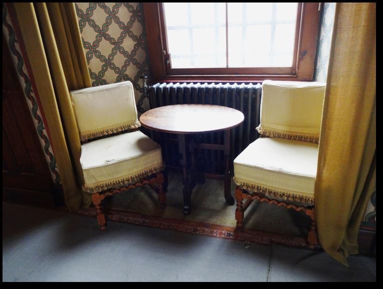 Seats in the Drawing Room