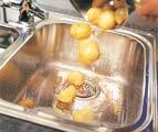 washing utensils with separate steel colander can be used as a food rinsing platter.