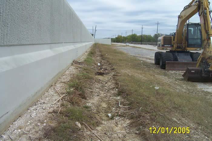 Page 3 of 9 In the New Orleans Hurricane Protection System, no armoring was present at the base of floodwalls to prevent erosion if the floodwall was overtopped.