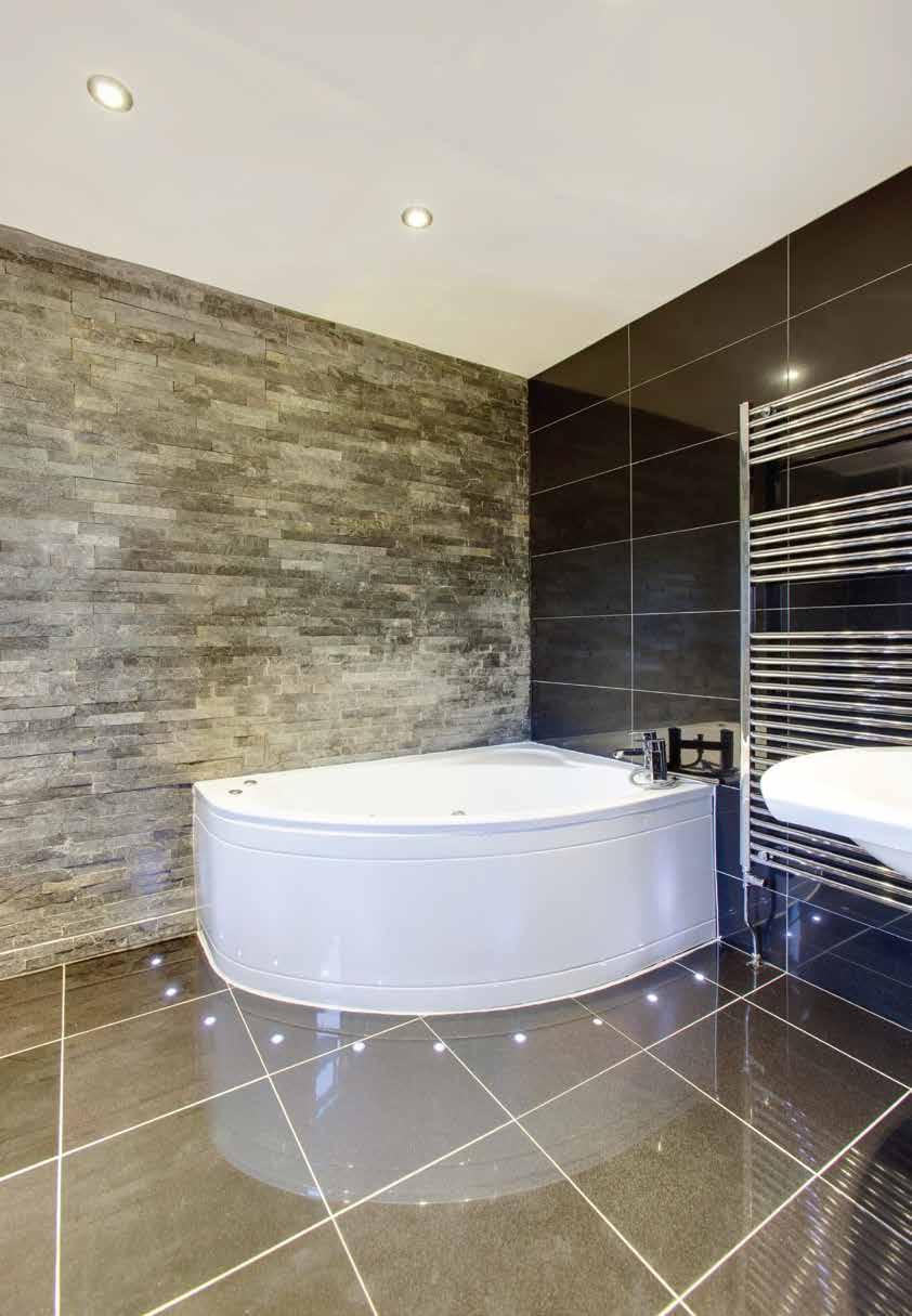 Luxury En-Suite Bathroom/WC 11 3 x 7 (3.4m x 2.