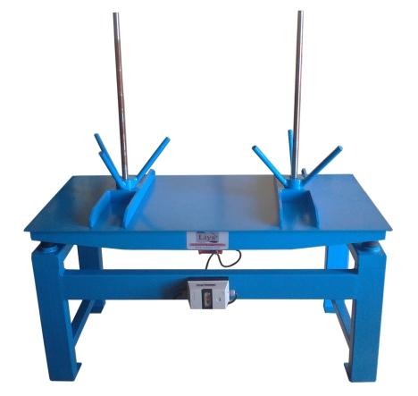 Small table accepts 4, large table accepts 8 cube, cylinder moulds or beam moulds by using clamping assembly.