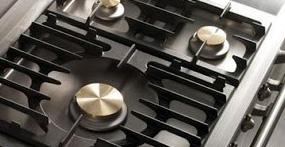 Classic gas hob Appreciated for their performance and easeof-use, gas burners have always been preferred by chefs.