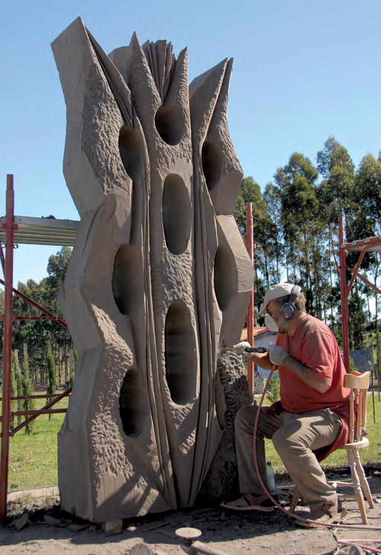 ORIGINAL WORKS OF ART BY PABLO ATCHUGARRY Born in Montevideo, Uruguay, Pablo Atchugarry is an internationally renowned sculptor whose works have been exhibited