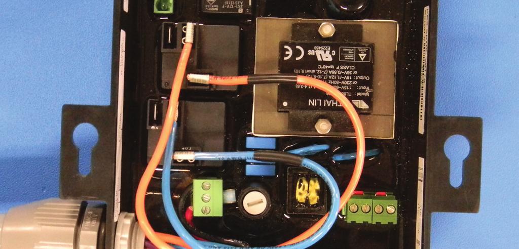 Confirm combined fan motor load is not over 10 amps Defrost (Heater) Relay 9 Strip the end of the wires used for the defrost control.
