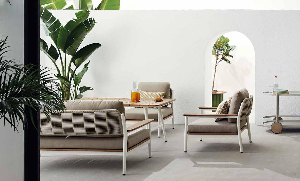 RUGBY (KC8603) lounge armchair & sofa in White/Sand; cushion in Heather Grey.