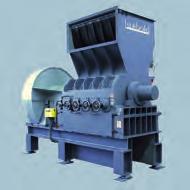 ram for a preliminary size reduction HOG-shredders for the recycling of materials containing