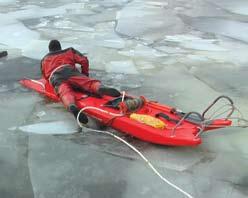 Žvejų gelbėjimo nuo Kuršių marių ledo operacijos akimirkos. bei dalinių vyriausiais puskarininkiais.