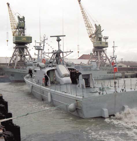 Norvegijos padovanotas patrulis laivas, būsimasis P31 Dzūkas, švartuojamas prie