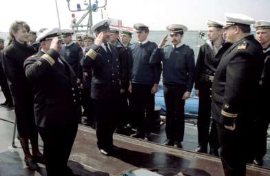 laivu: špilio pagalba buksyravimo lynas tempiamas ant denio Latvijos KJP vado jūrų