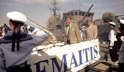 1997-08-20 lankydamasis Klaipėdoje, KJP valdymo centrą apžiūrėjo Estijos Respublikos Prezidentas Lenartas Meris.