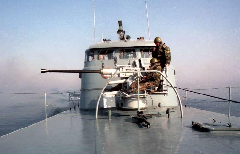Pirmojo patrulinio laivo Dzūkas (P31) įgula su 1998-05-05 Norvegijos