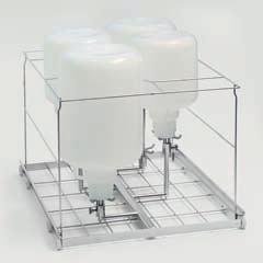 with upper level installed C8 - lower washing cart with pipettes cassettes max length 00mm /.