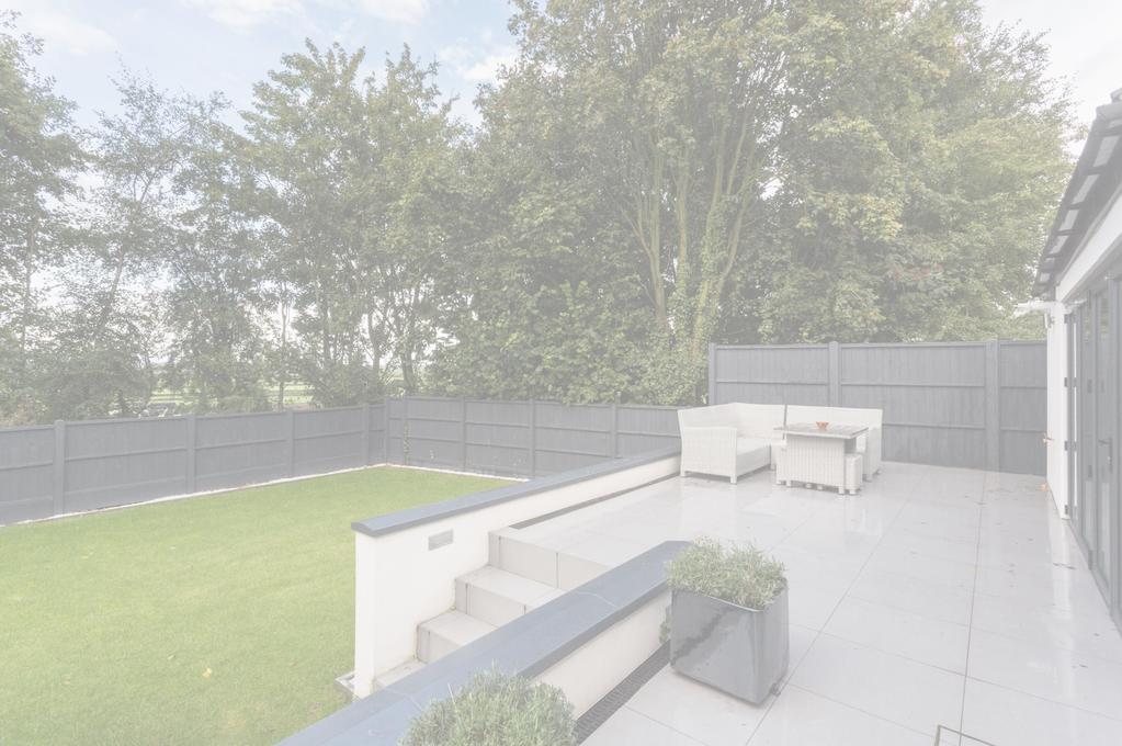 Repton Road Newton Solney, Burton-on-Trent, DE15 0SG Guide Price 625,000 A fabulous contemporary detached residence completed to a stunning specification with