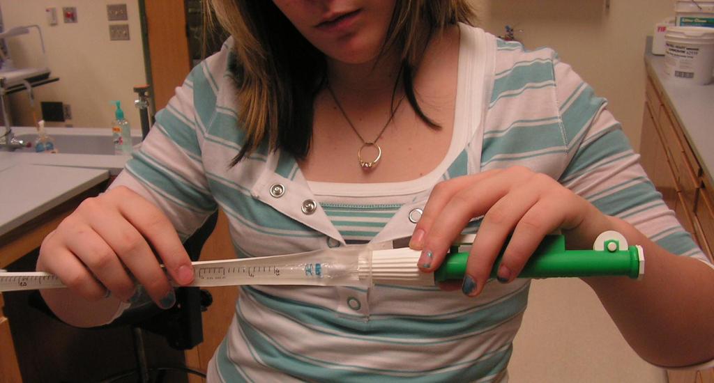 Keeping a pipette in its wrapper