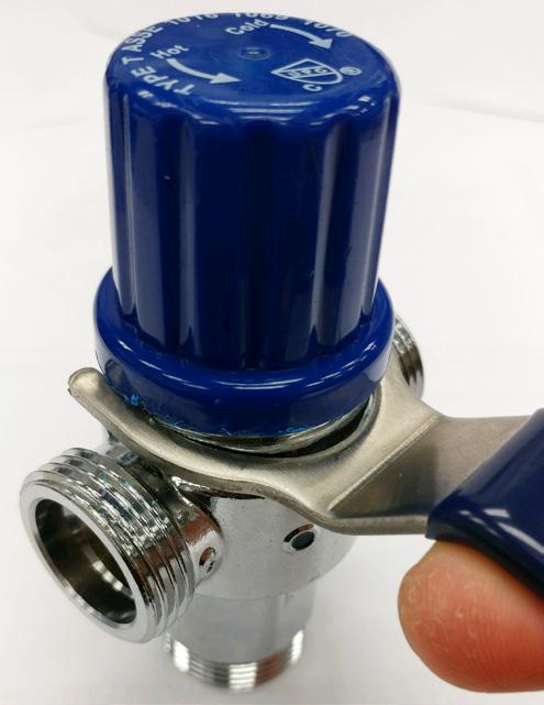 For copper press and PEX crimp (F 1807) connections, install onto the tubing in accordance with the tool manufacturer s instructions.