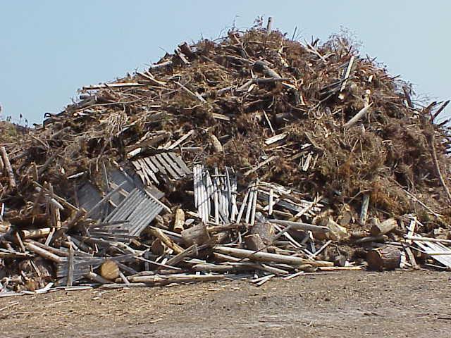 Why GreenScape? Solid Waste Over 34 million tons of yard waste (grass, leaves, branches, etc.) are generated annually.