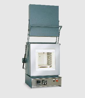 Larger chamber size for industrial applications Maximum operating temperature of 1100 C Energy-saving lightweight ceramic fiber insulation Heatech Heat Treating Furnaces Lab-Line s Model 4970 Series