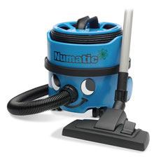 Compact professional plugged vacuum equipped with a powerful longlife TwinFlo motor.