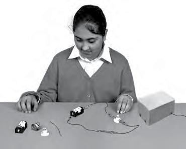 (d) Abida uses the sensor to measure the brightness of the bulb in the circuit below. She wants to find out if she can change the brightness of the bulb in her circuit.