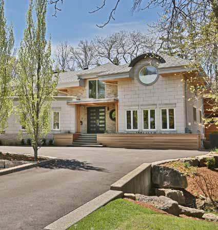 2 Spectacular and stunning 117 X 165 private property south of Lakeshore Road and neighbouring Appleby College.