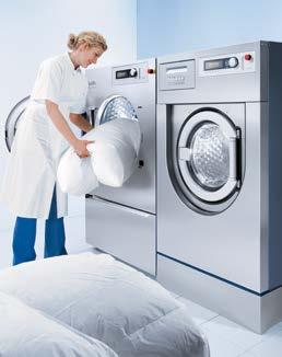 Excellent user convenience All Miele dryers from the PT 8 series have a particularly large door opening with a diameter of 520 mm. This allows machines to be loaded with very bulky items.