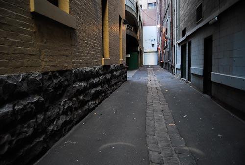 11. Staughton Lane and Flinders Court. (Class 3) These two lanes run parallel to Elizabeth Street. Staughton Alley is lined in bluestone paving.
