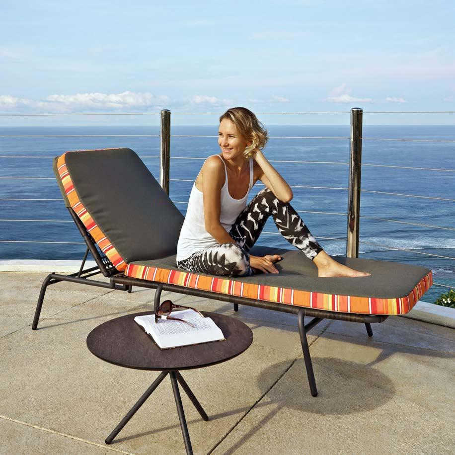 The BONO collection is light, playful yet elegant. Eye catching and highly contemporary, mixed materials combine to create perfectly relaxed seating solutions for both poolside and outdoor areas.