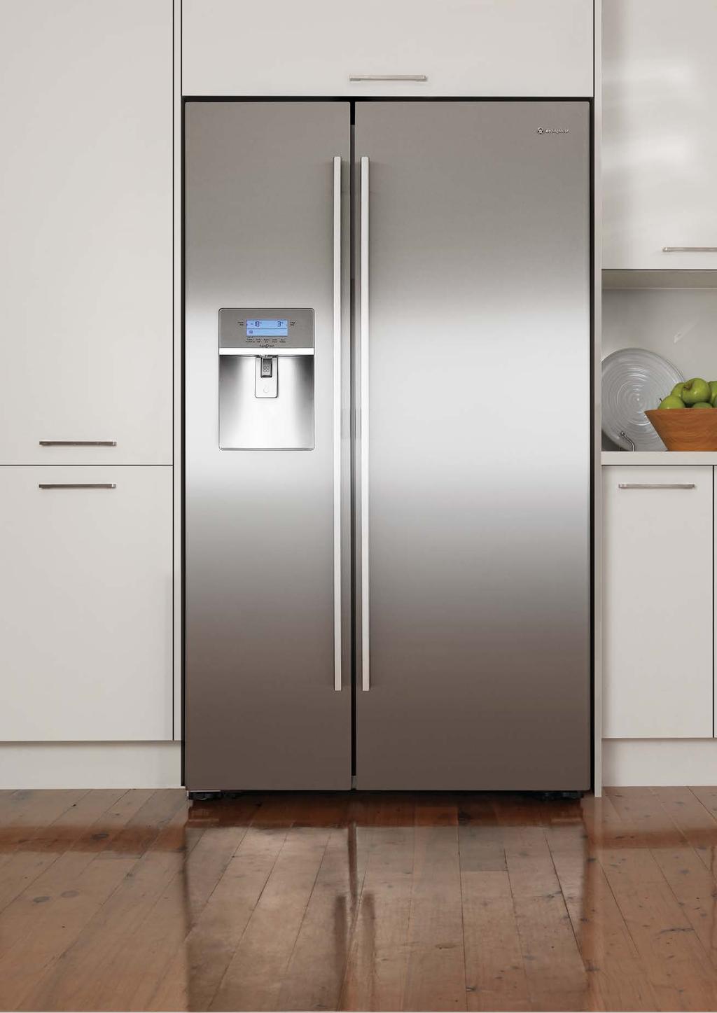 Side by sides - compact Features Model SE6070SF/F SE6100SF/F gross capacity (litres) 600 610 food compartment gross capacity (litres) 360 357 freezer compartment gross capacity (litres) dimensions