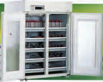 These shelves are deep enough and strong enough (50kg load for the MPR-721, 40kg for the MPR-1410) to hold most apparatus. Drawer type (MPR-721R/1410R) The R models are fitted with pull-out drawers.