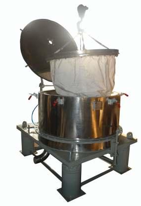 Bag Lifting Top Discharge Centrifuges After centrifuging process the solids are unloaded by lifting the basket top along with the lter bag and solids, either manually or through a motorized skip
