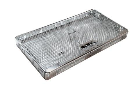 Trays with lid A.120.250.040 1/4 DIN tray with pre-perforated holes (120x250x40 mm), with lid A.165.075.040 1/8 DIN tray with pre-perforated holes (165x75x40 mm), with lid A.220.065.