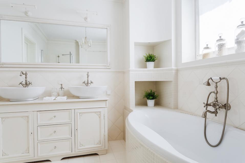 Bathroom Decorating Trends That Homebuyers Hate August 07, 2017 It s one of the most common clichés of the real estate industry: Kitchens and bathrooms sell houses.