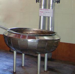 41. Jacketed Kettle Jacketed Kettle is used for preparation of herbal oils, syrup, juice, jam, ghee etc. Firing system may be steam or heated thermic fluid as per the requirement.