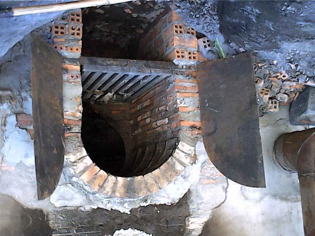 Picture 8: Fire - sustainable brick burner.