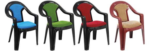 Appealing fabric covers for the cushioned seat and cushioned back enriches the chair