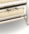 burners           bottom drawer (broil pan