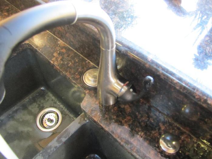 Sink Faucet Control Push