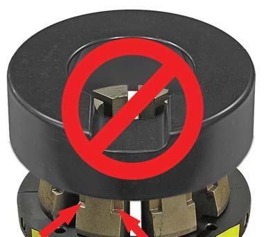 D65 SERIES Service Hose Crimpers CRIMPING WITH NOTCHED COMPRESSION RING Step 7: CAUTION: DO NOT MISALIGN NOTCHED COMPRESSION RING OR DAMAGE WILL OCCUR.