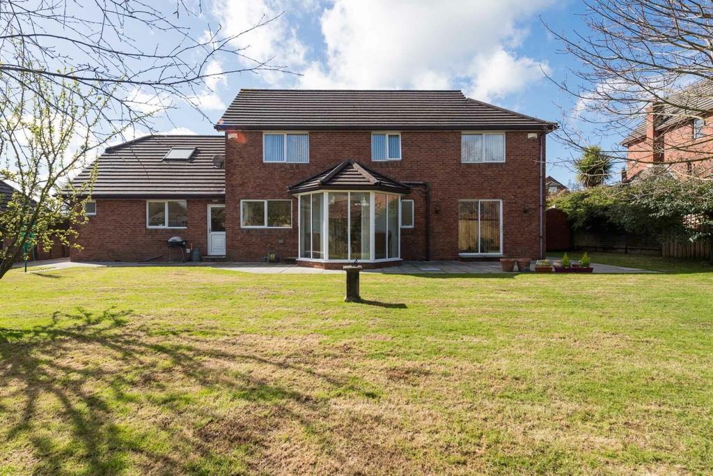 83m (6'0) Gardens Beautifully maintained front gardens laid out in lawn; decorative pebbled flowerbeds hosting a fantastic range of colourful ornamental and