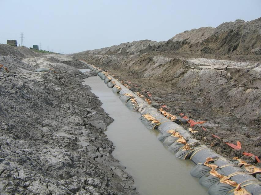 PRODUCT BRIEF Geotextile Pipeline Weights is a patented system of weighting pipelines with high density aggregate gravel filled permeable geotextile sacks that are