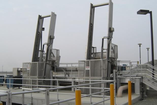 SPIRAL SCREEN Kusters Water offers a complete line of in channel or in-tank screening systems.