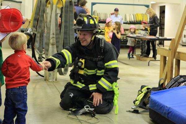 This program teaches the students fire safety and prevention and the opportunity to practice Escape Drills in the home. Approx.