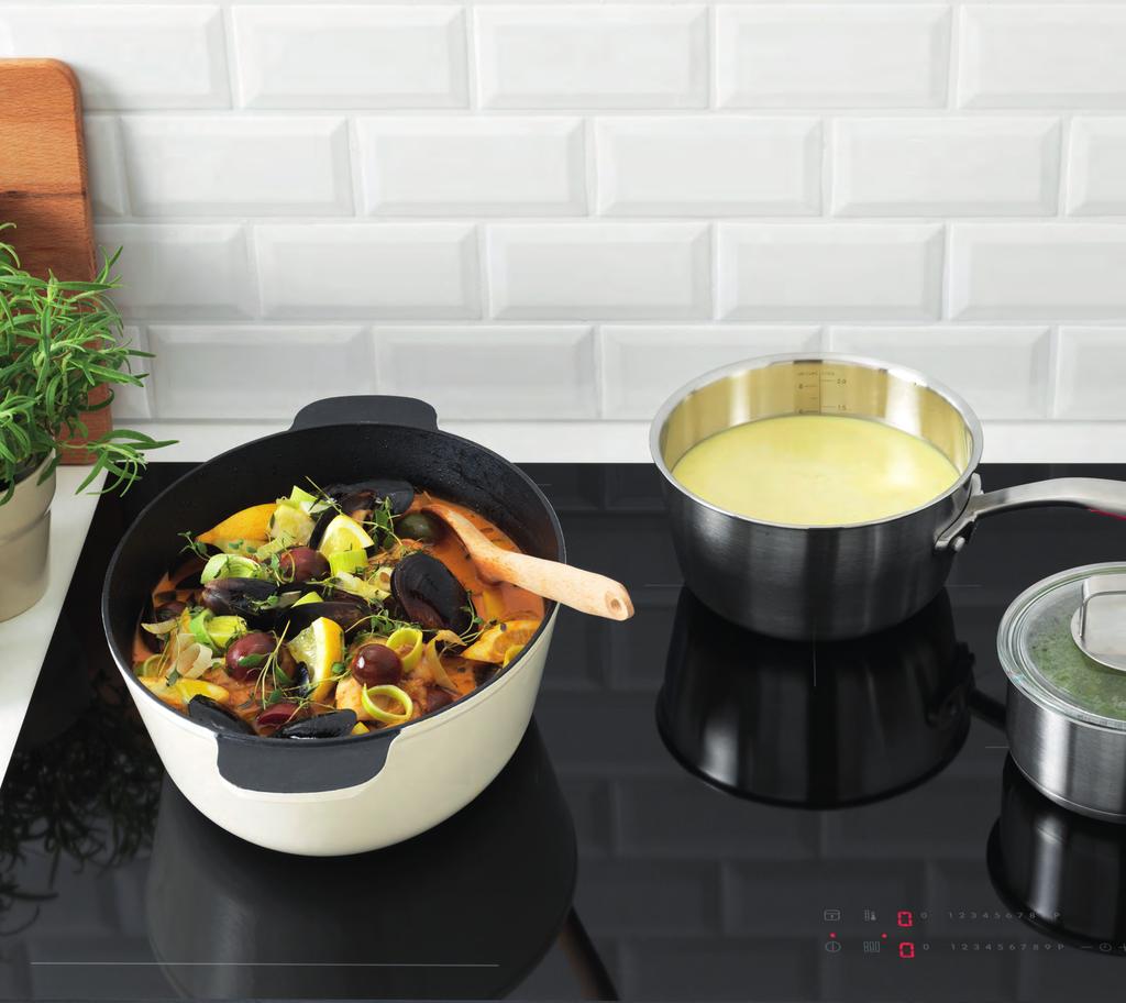 Preset cooking mode with 3 temperature levels: high, medium and low. By simply sliding the pot front to back the power intensity in cooking will change according to settings.