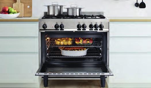 Extra large interior dimensions with 5 cooking levels. 2 sets of smooth-sliding rails make it easy and safe to load or take out hot dishes.