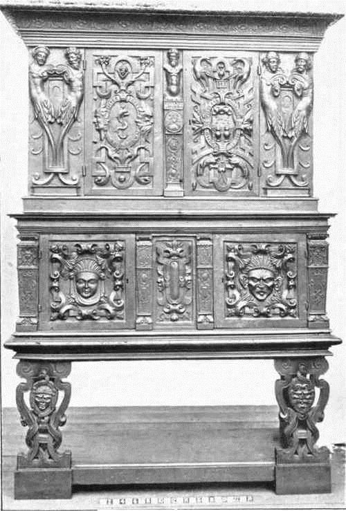 Features such as entablature,